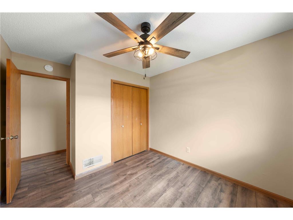 3831 Windcrest Court Eagan MN 55123 7048794 image19