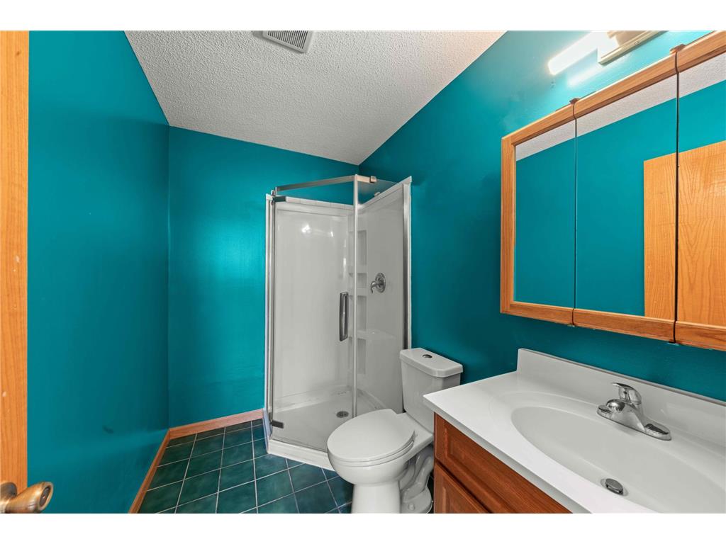 3831 Windcrest Court Eagan MN 55123 7048794 image22