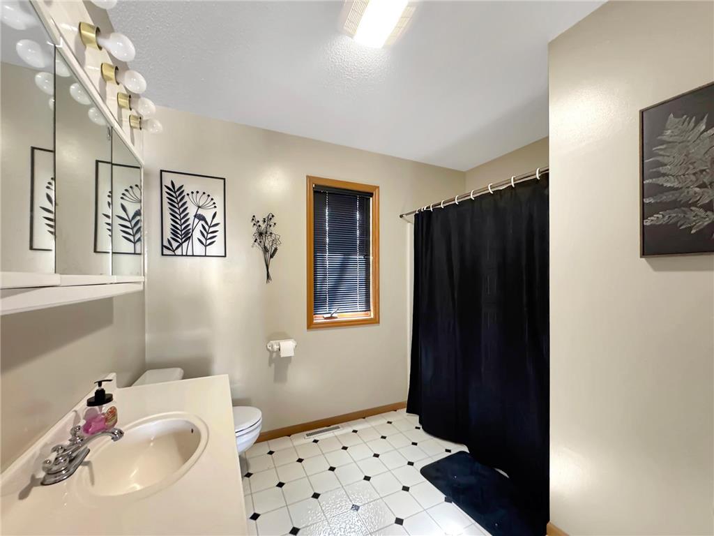 38322 141st Avenue Bagley MN 56621 7029607 image20