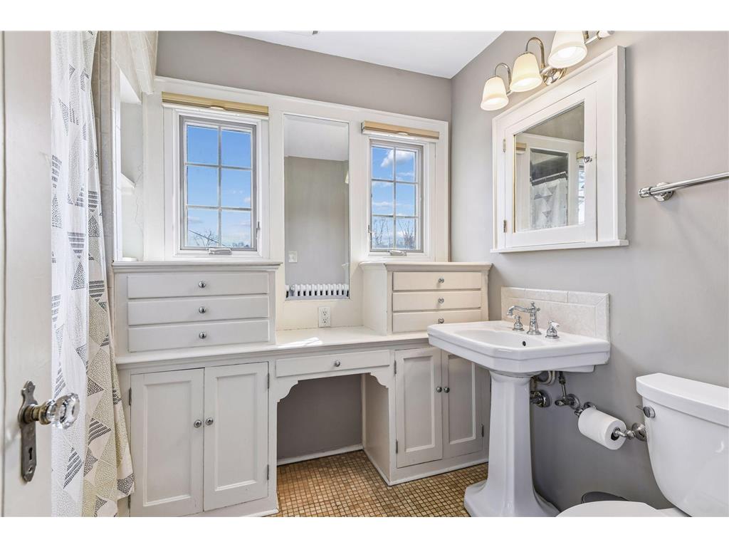 3833 Drew Avenue S Minneapolis MN 55410 7050351 image17