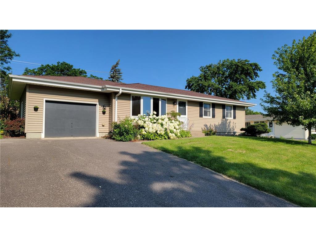 3833 Jordan Avenue N New Hope MN 55427 6568812 image1