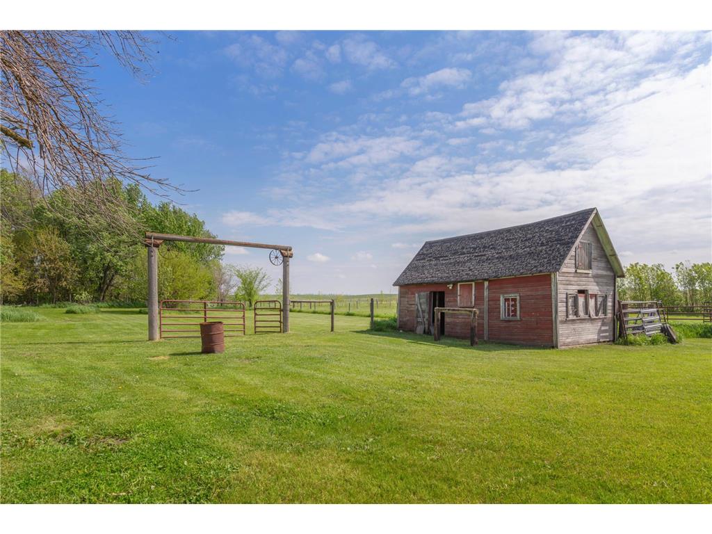 38336 US Highway 71 Windom MN 56101 7081212 image2