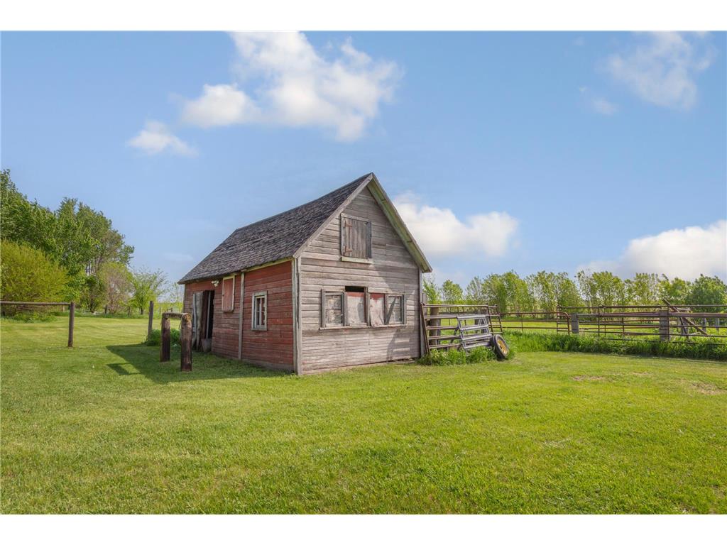 38336 US Highway 71 Windom MN 56101 7081212 image3
