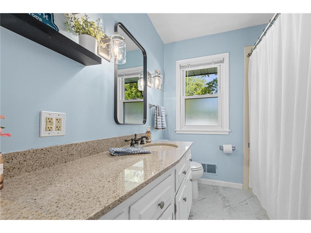 3834 Dennis Lane White Bear Lake MN 55110 7097101 image11