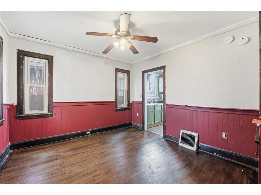 3834 Lyndale Avenue N Minneapolis MN 55412 7055337 image14