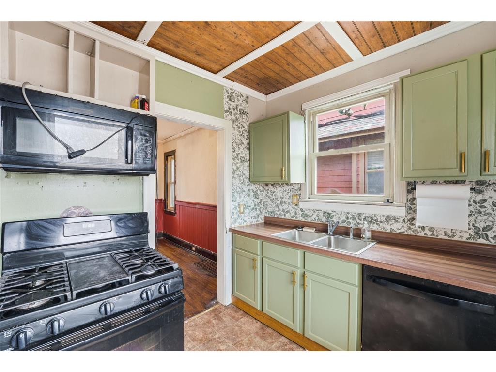 3834 Lyndale Avenue N Minneapolis MN 55412 7055337 image23