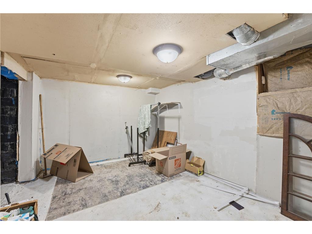 3834 Lyndale Avenue N Minneapolis MN 55412 7055337 image31