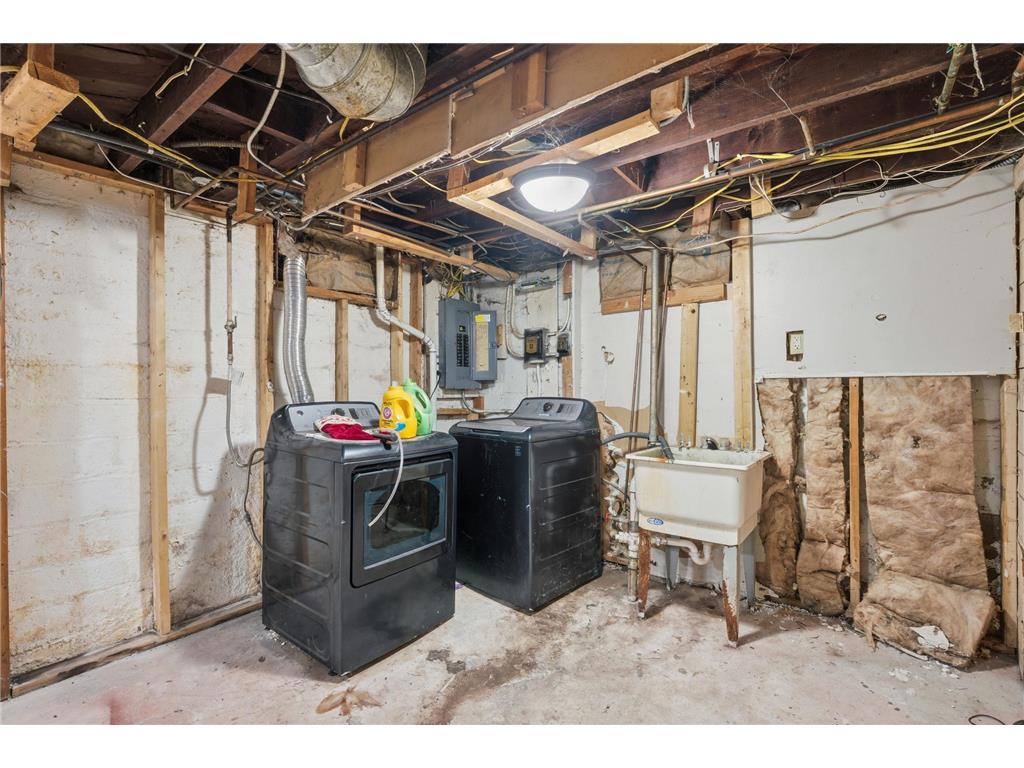3834 Lyndale Avenue N Minneapolis MN 55412 7055337 image32