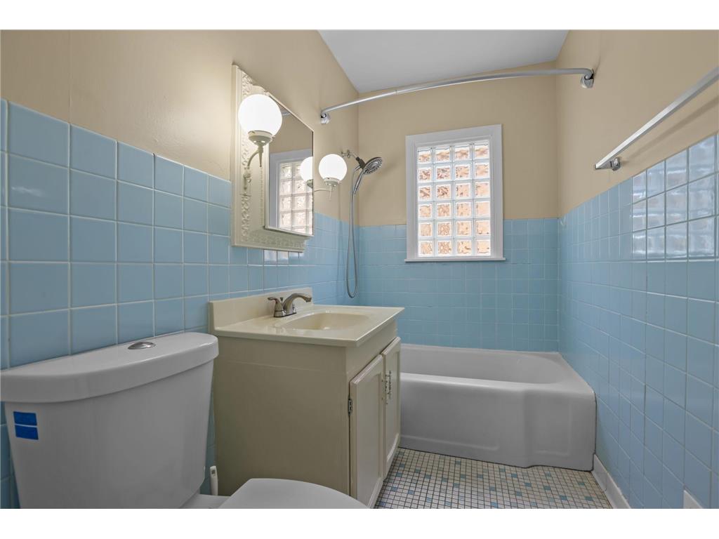 3836 Jackson Street NE Columbia Heights MN 55421 7103109 image11