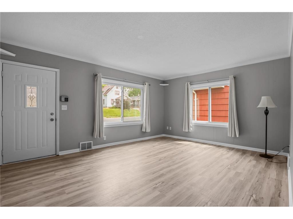 3836 Jackson Street NE Columbia Heights MN 55421 7103109 image3