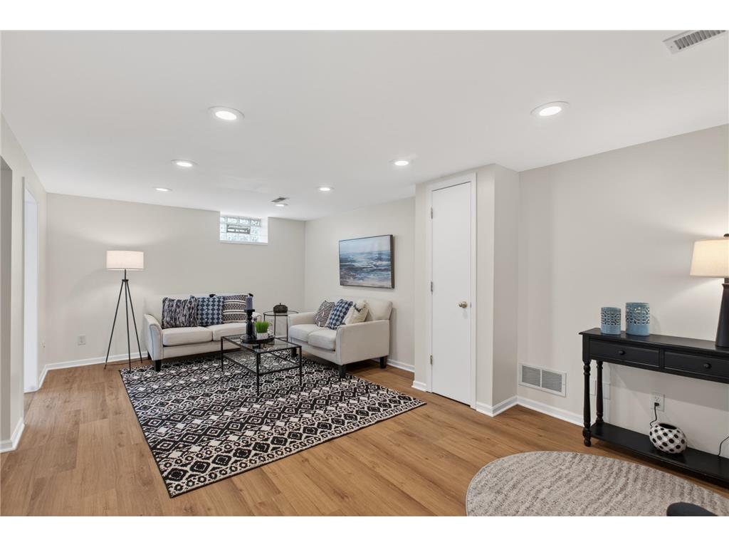 3837 France Avenue S Minneapolis MN 55416 7074379 image19