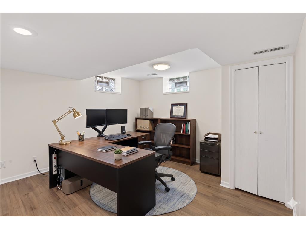 3837 France Avenue S Minneapolis MN 55416 7074379 image24