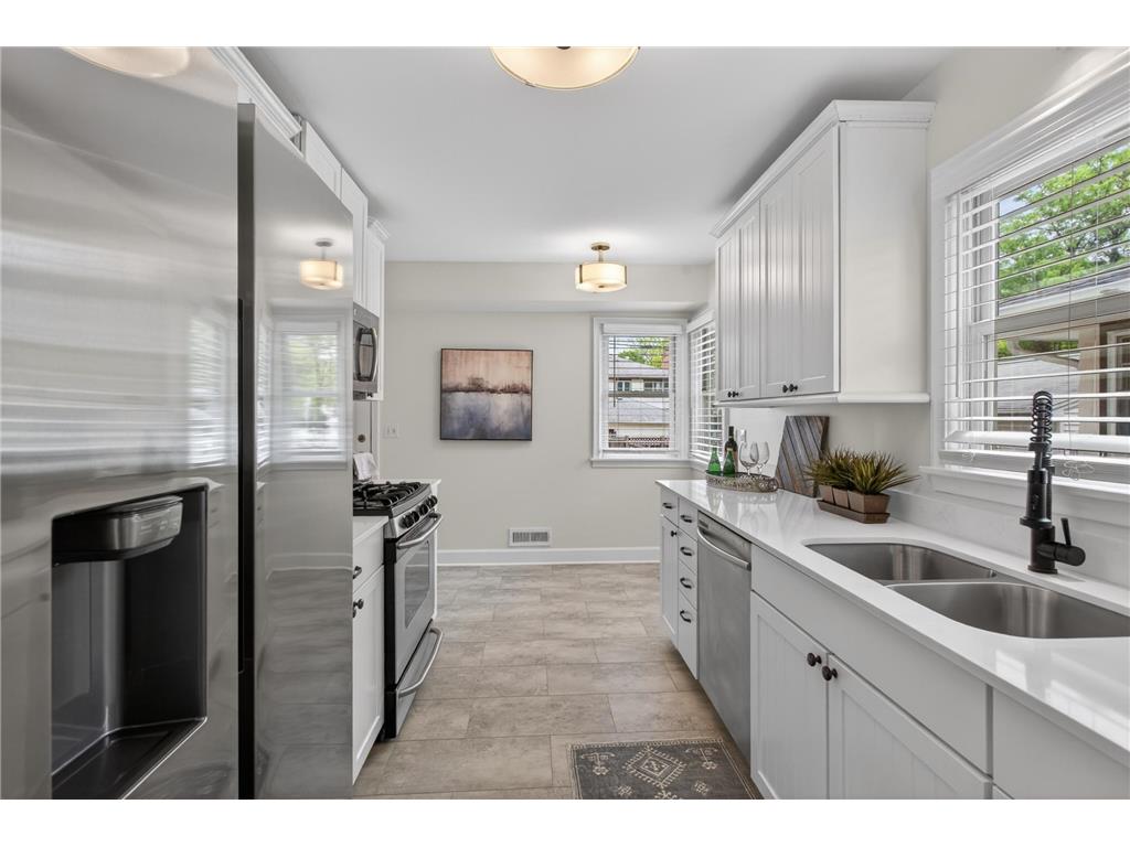3837 France Avenue S Minneapolis MN 55416 7074379 image7