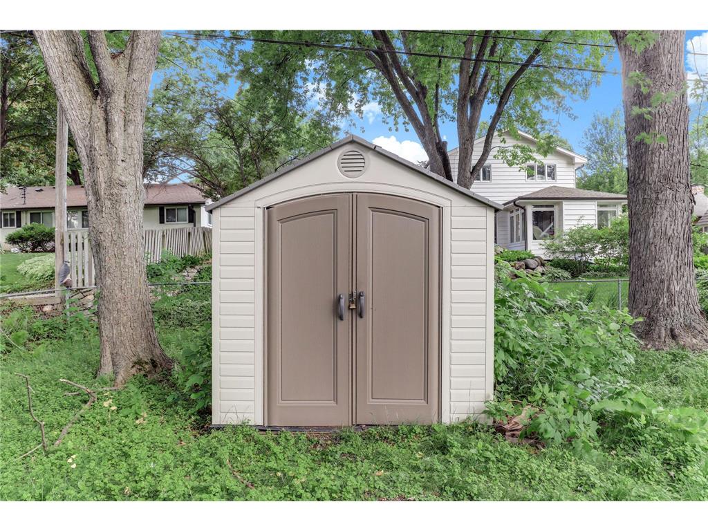 3837 Georgia Avenue N Crystal MN 55427 7097337 image10