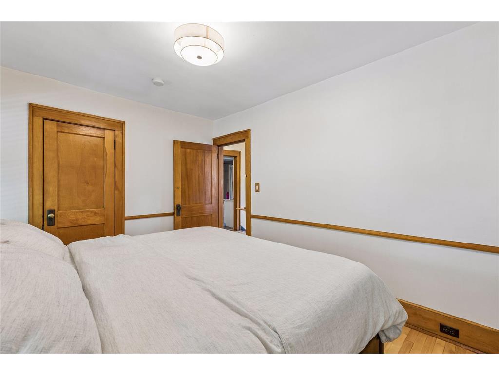 3837 Lyndale Avenue S Minneapolis MN 55409 7096623 image25