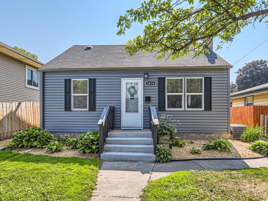 3839 2nd Street NE Columbia Heights MN 55421 6407294 image1