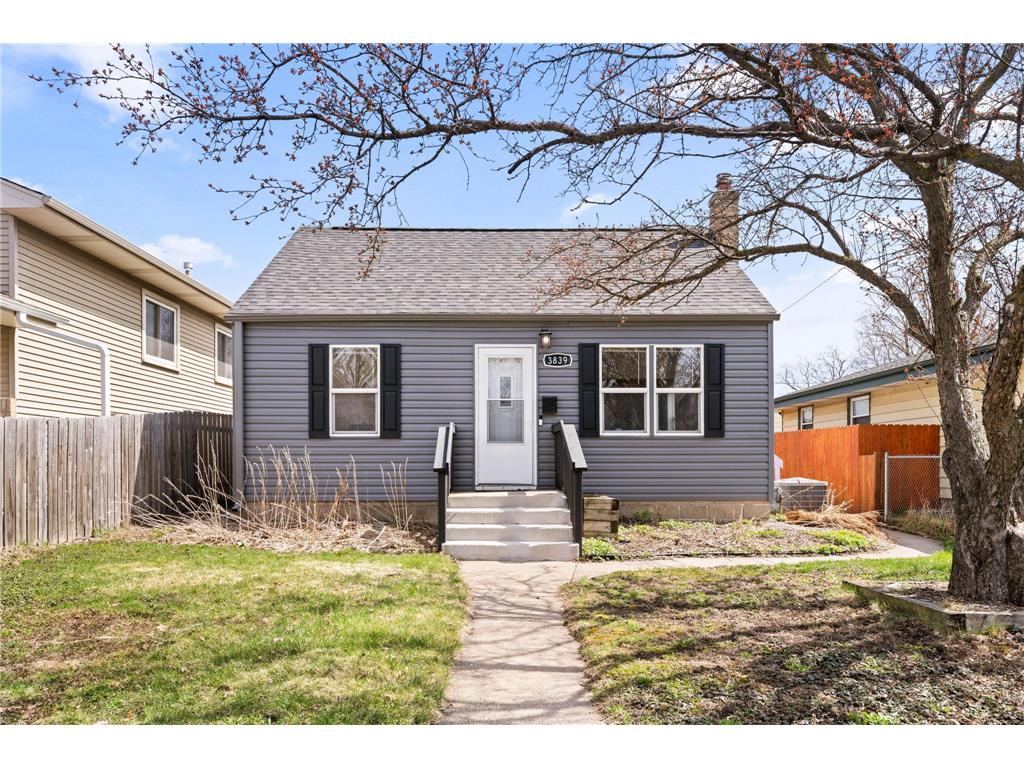 3839 2nd Street NE Columbia Heights MN 55421 7052081 image1