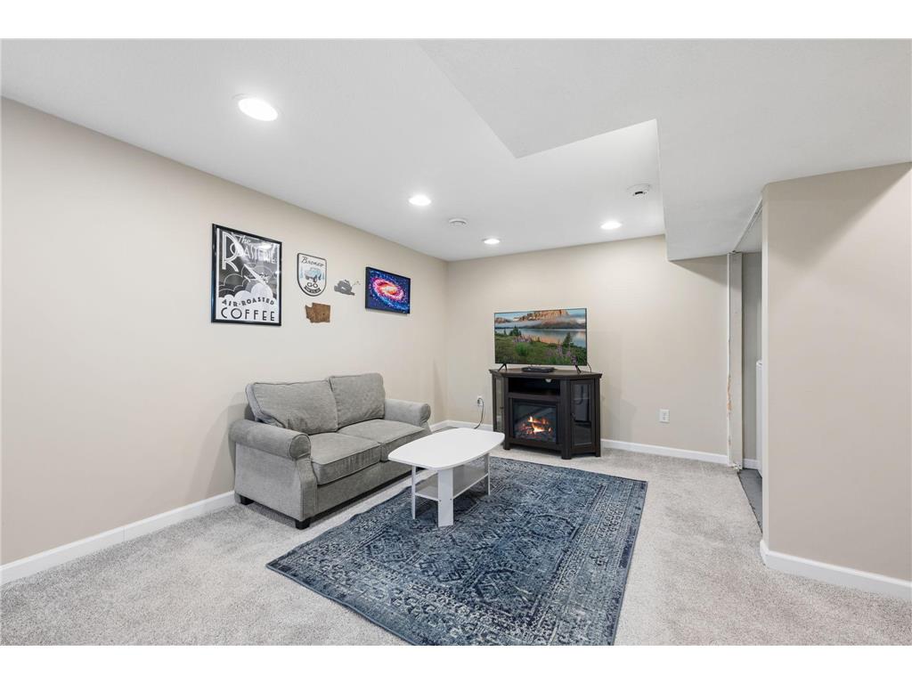 3839 2nd Street NE Columbia Heights MN 55421 7052081 image17
