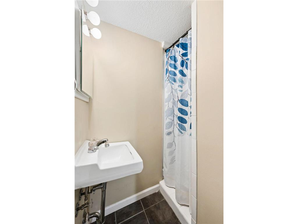 3839 2nd Street NE Columbia Heights MN 55421 7052081 image23