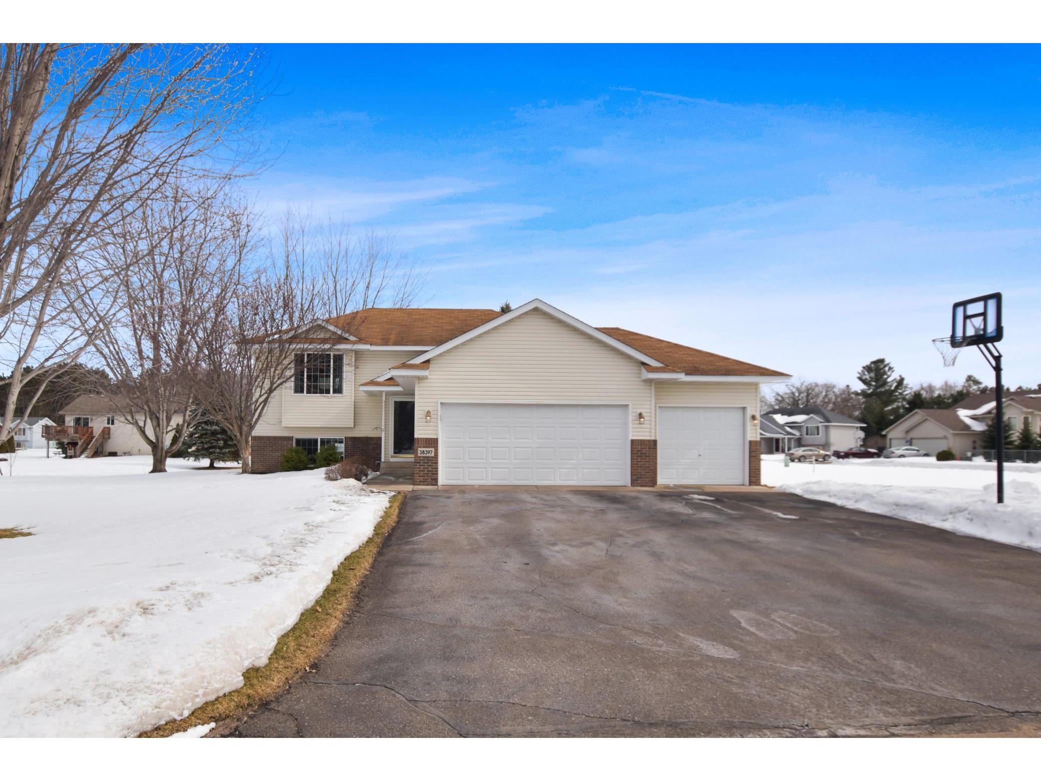 38397 Casselberry Court North Branch MN 55056 6156195 image1