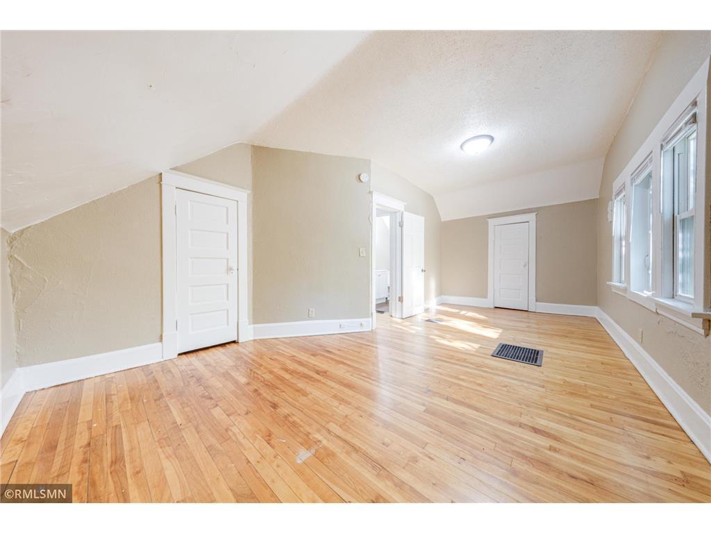3842 Fremont Avenue N Minneapolis MN 55412 7078405 image12