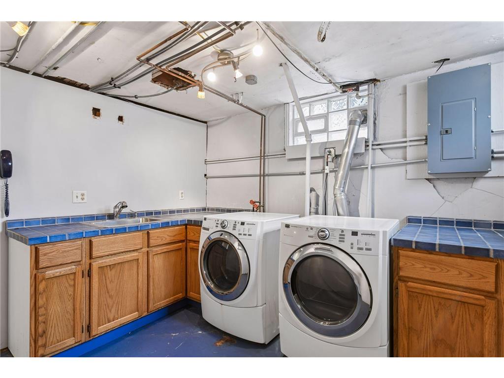 3844 Garfield Avenue Minneapolis MN 55409 7059723 image30