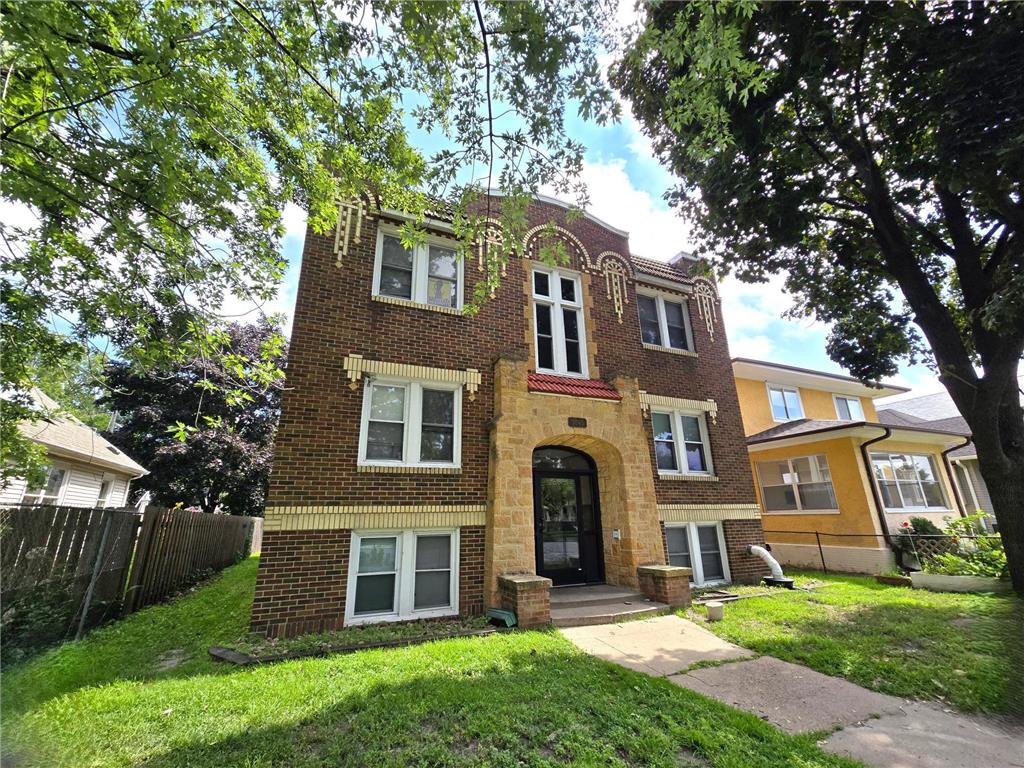 3845 Chicago Avenue Minneapolis MN 55407 6768264 image1