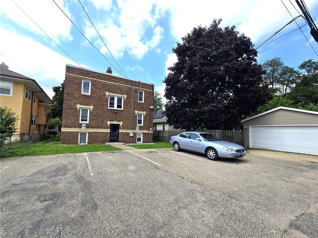 3845 Chicago Avenue Minneapolis MN 55407 6768264 image2