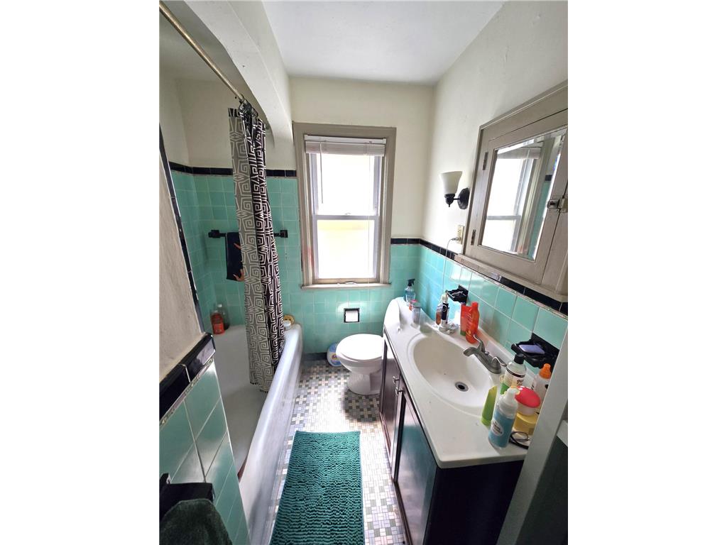 3845 Chicago Avenue Minneapolis MN 55407 6768264 image26