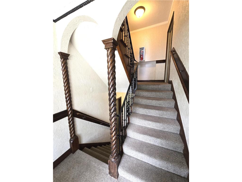 3845 Chicago Avenue Minneapolis MN 55407 6768264 image7