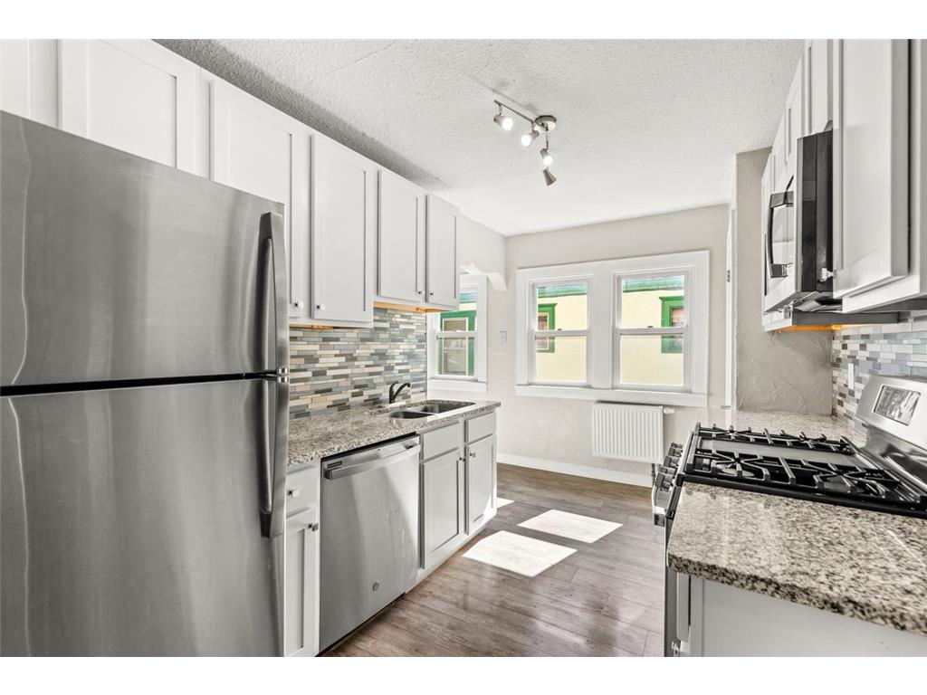 3847 Aldrich Avenue N Minneapolis MN 55412 6798926 image11