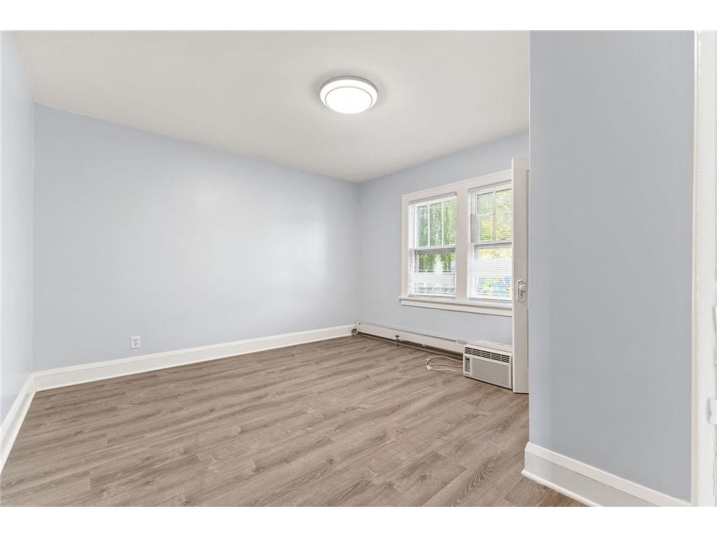 3847 Cedar Avenue S Minneapolis MN 55407 7048325 image24