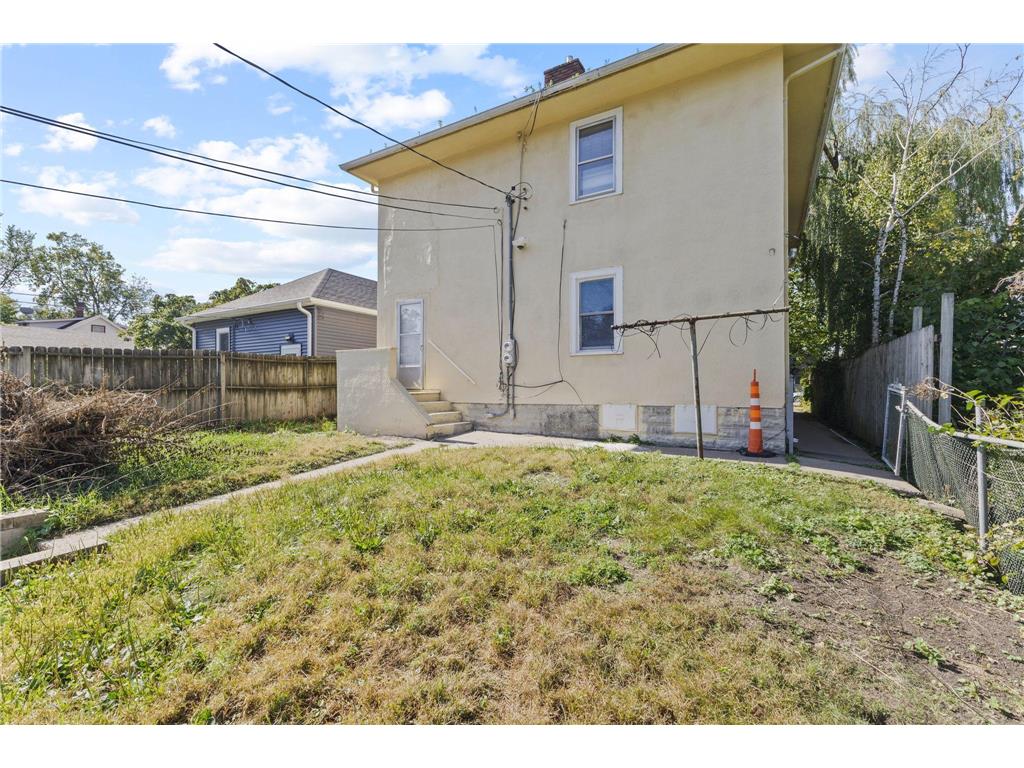 3847 Cedar Avenue S Minneapolis MN 55407 7048325 image32