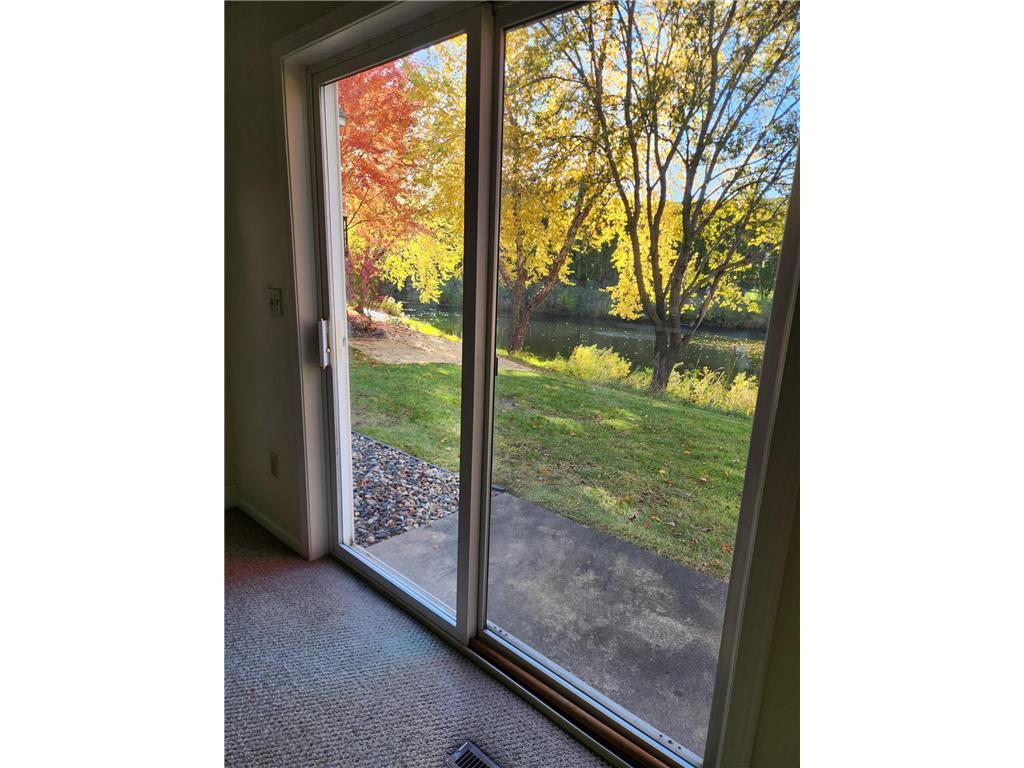 3847 Linden Avenue White Bear Lake MN 55110 - Mallard Pond 6823225 image4