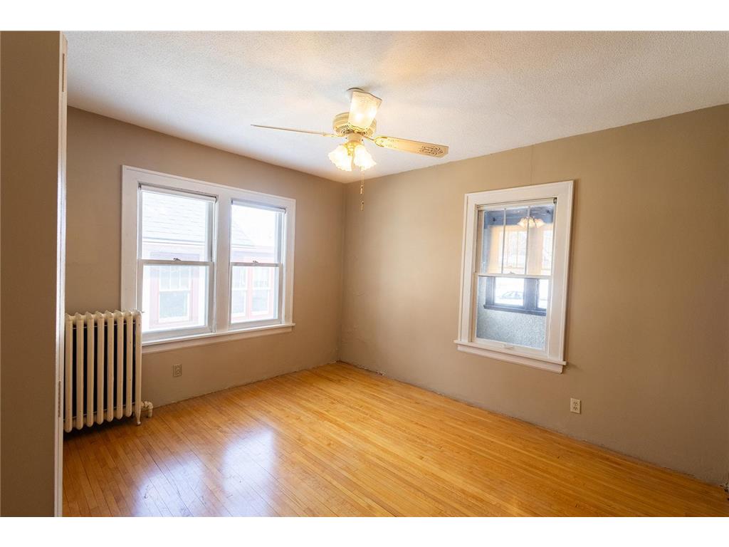 3847 Queen Avenue N Minneapolis MN 55412 7037604 image10