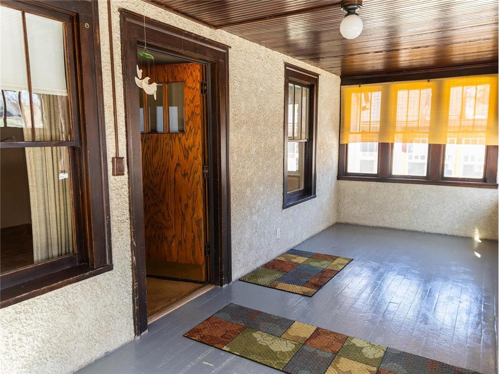 3847 Queen Avenue N Minneapolis MN 55412 7037604 image2