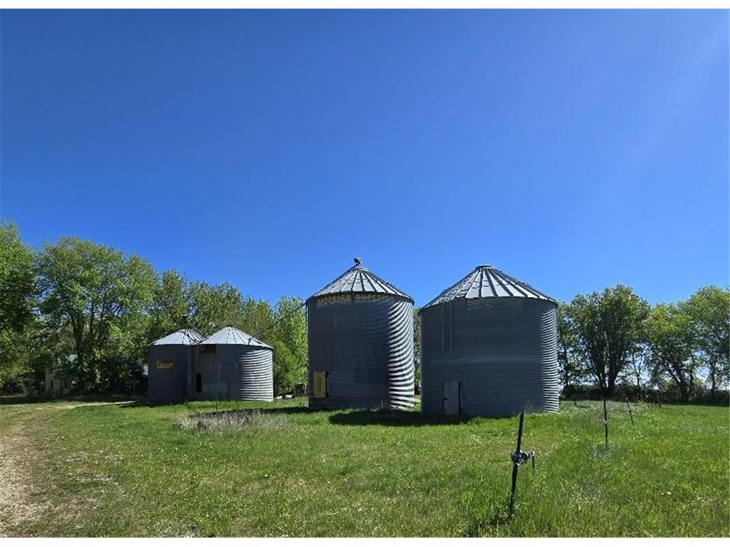 38492 470th Avenue Windom MN 56101 7073714 image2
