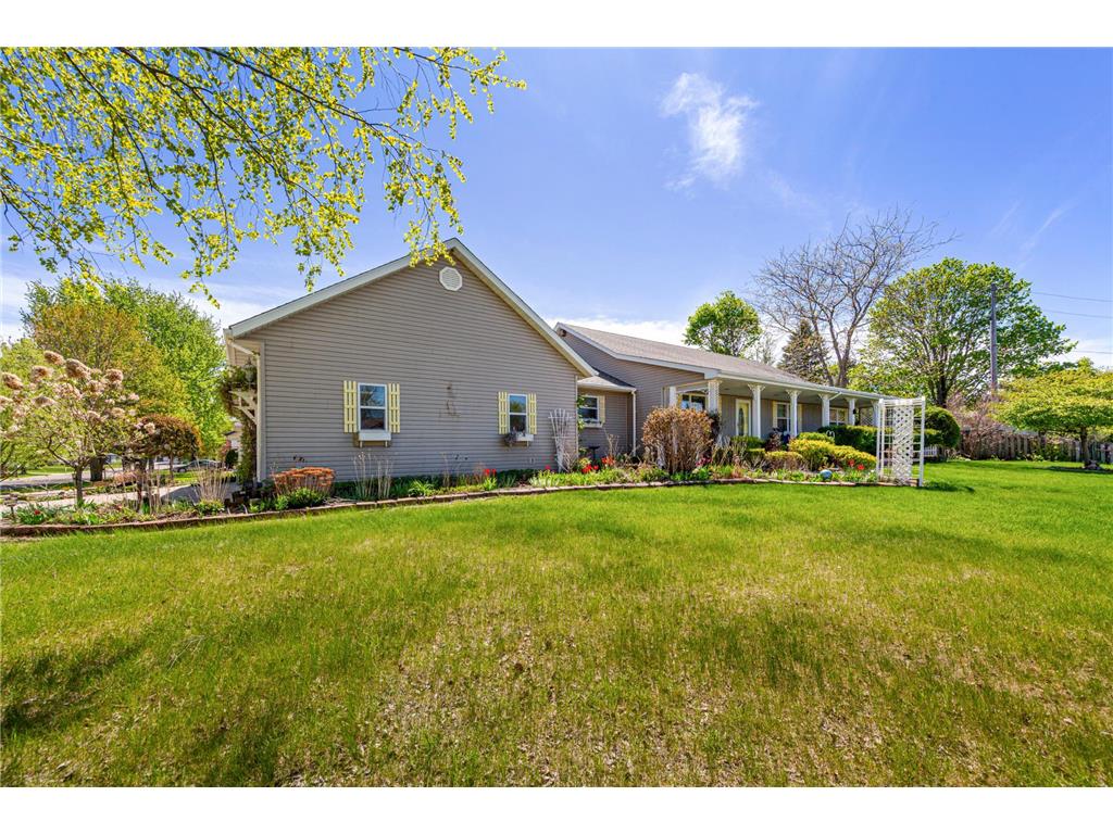 385 22nd Street SE Owatonna MN 55060 7069657 image1