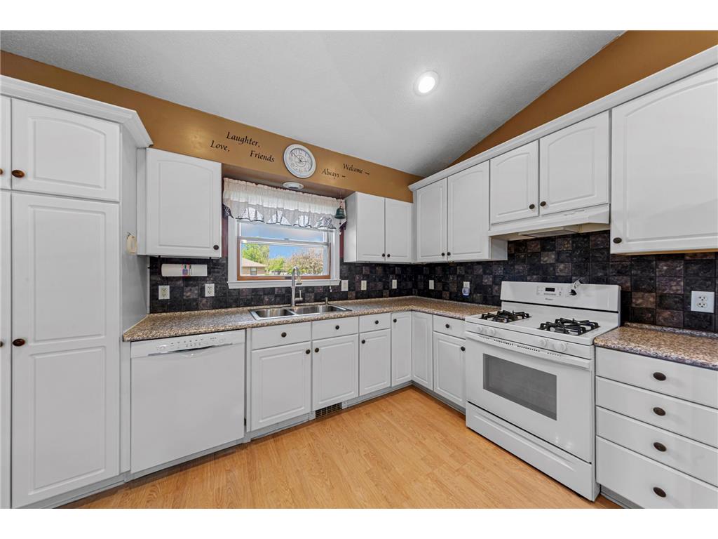 385 22nd Street SE Owatonna MN 55060 7069657 image20