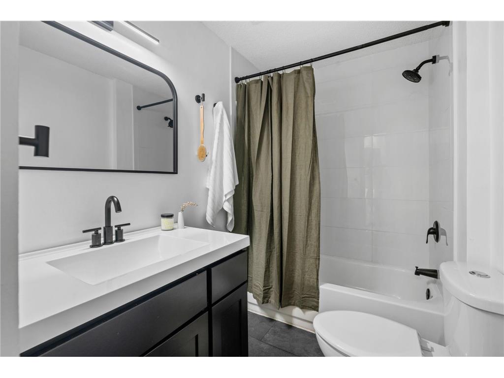 385 - 387 Stryker Avenue Saint Paul MN 55107 7082016 image21