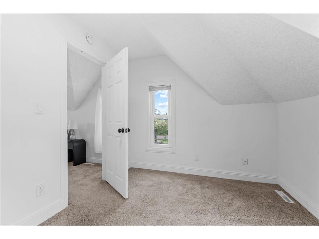 385 - 387 Stryker Avenue Saint Paul MN 55107 7082016 image24