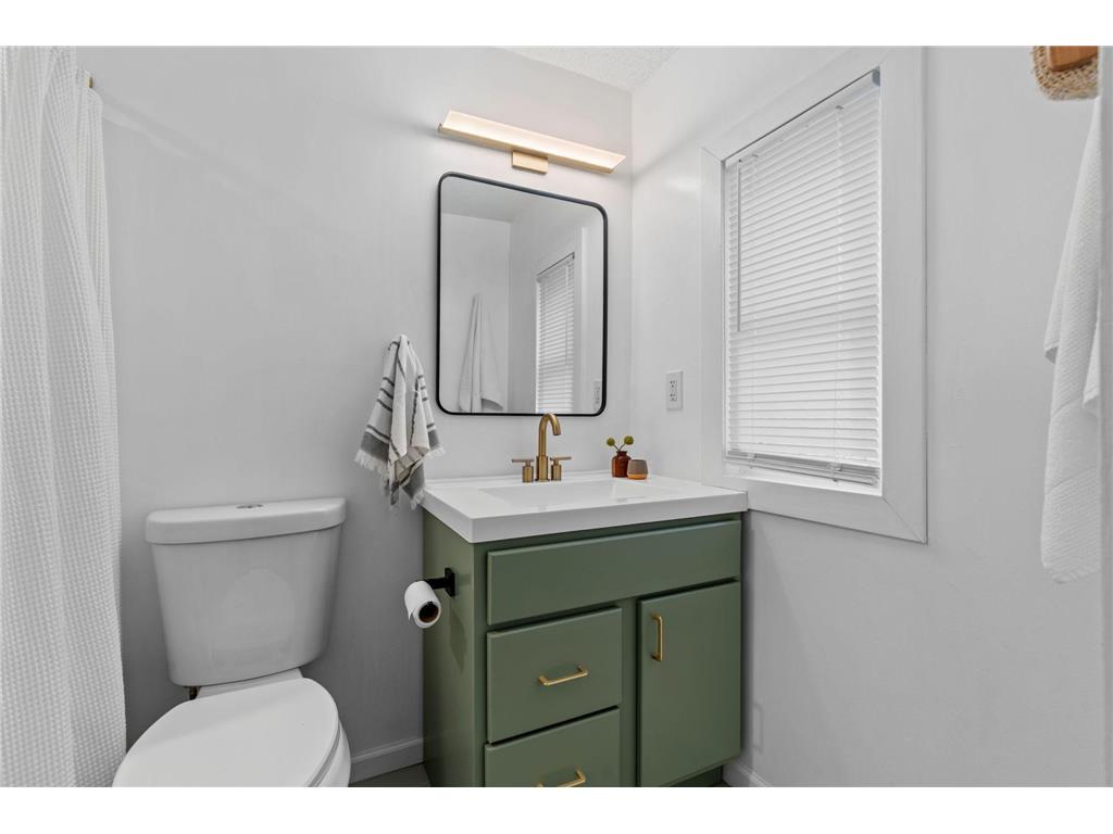 385 - 387 Stryker Avenue Saint Paul MN 55107 7082016 image30