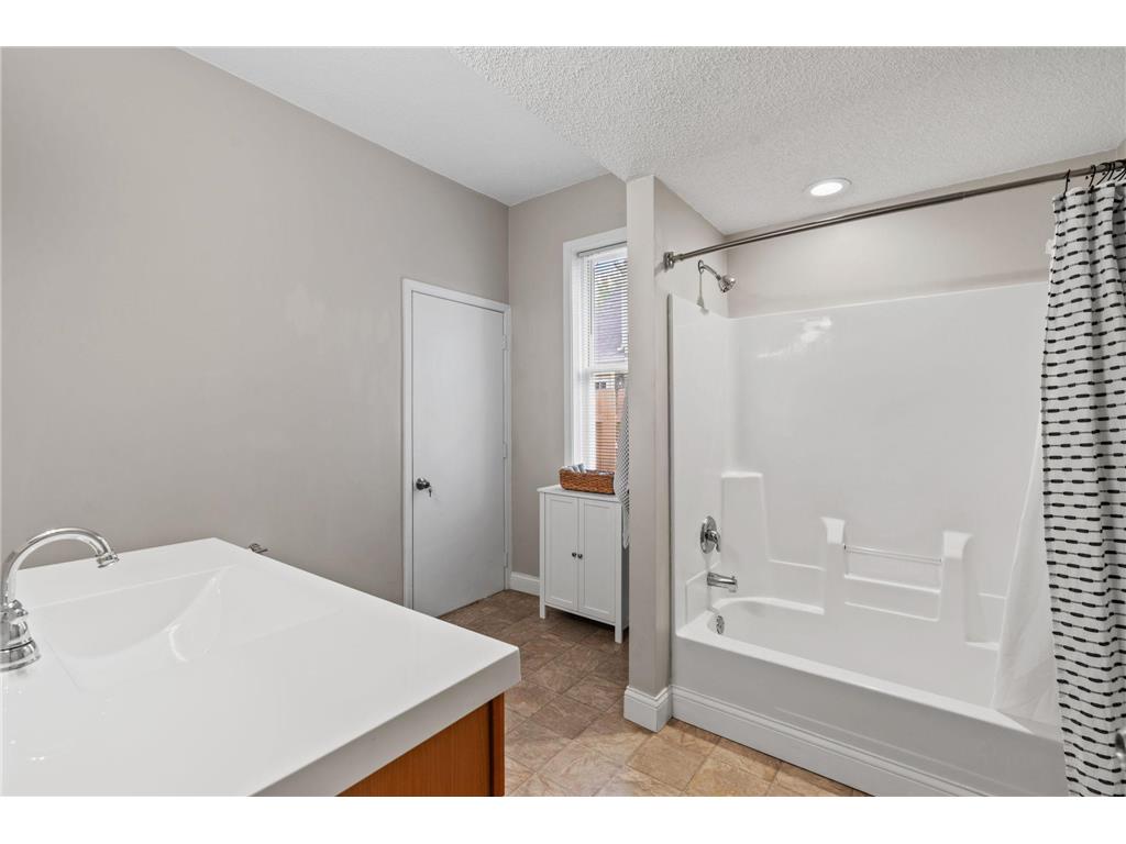 385 - 387 Stryker Avenue Saint Paul MN 55107 7082016 image48