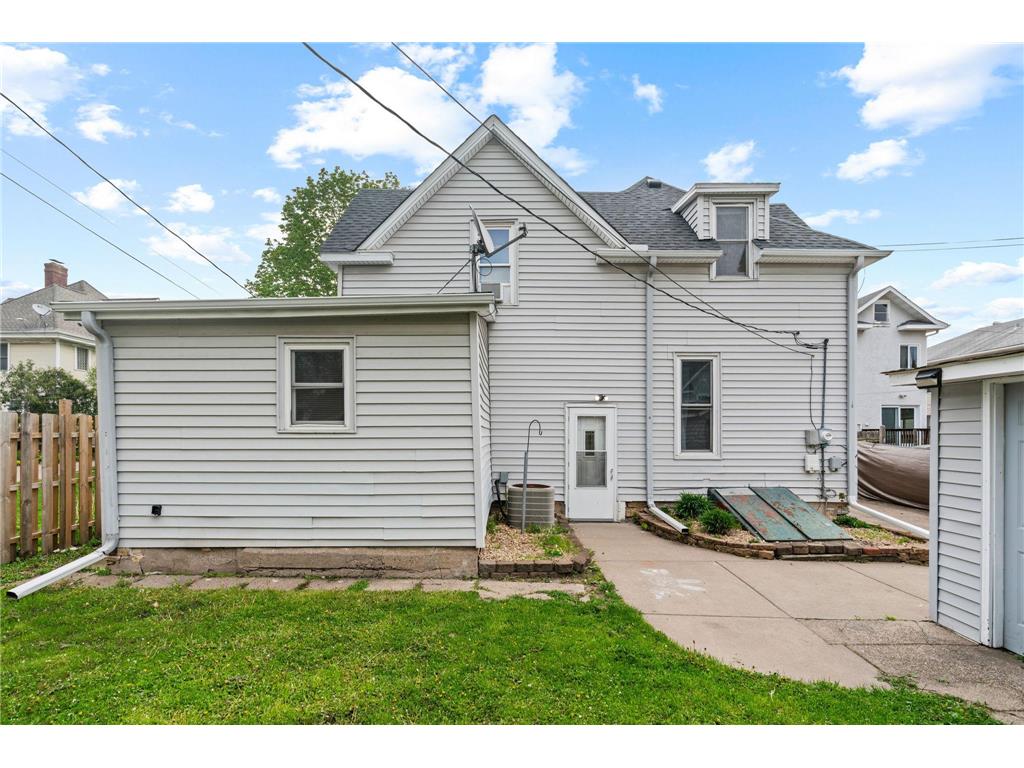 385 - 387 Stryker Avenue Saint Paul MN 55107 7082016 image61
