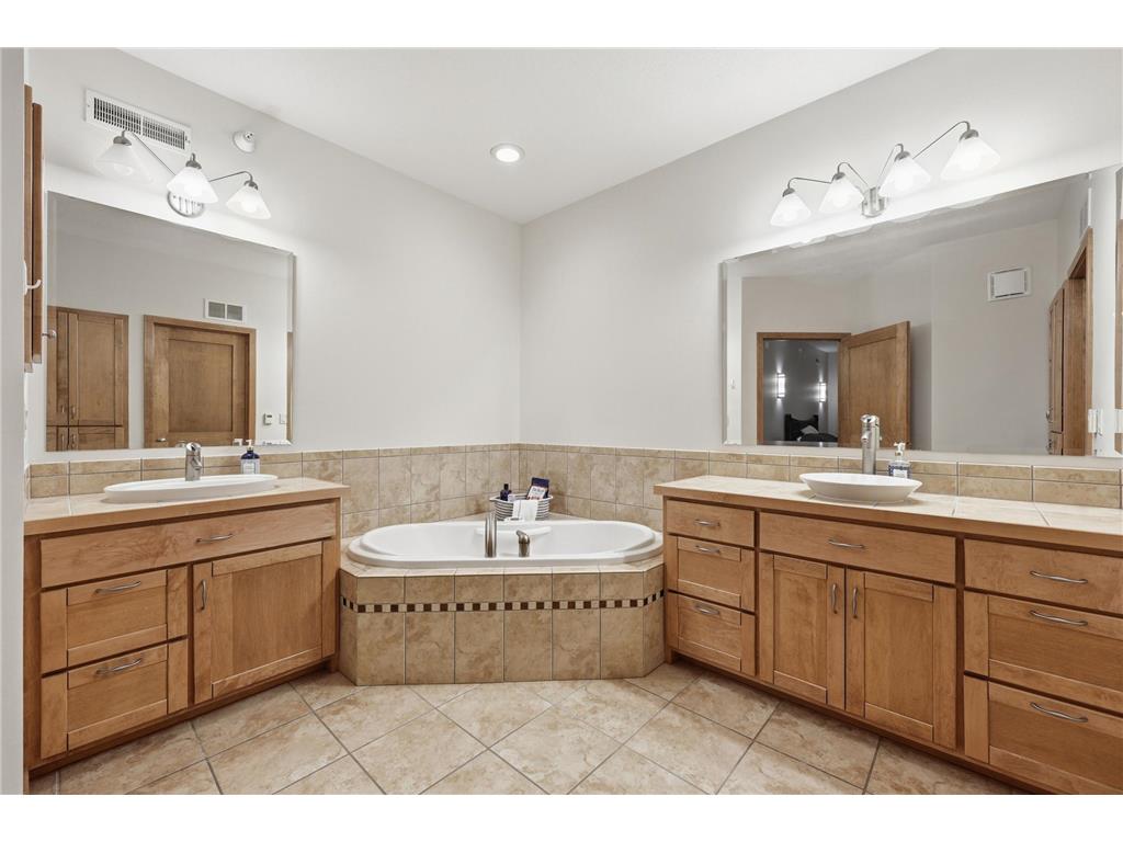 385 7th Avenue S #Unit 104 Fargo ND 58103 7073455 image17