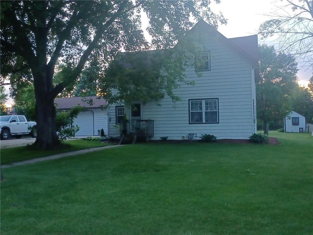 385 8th Street Hancock MN 56244 6547299 image1