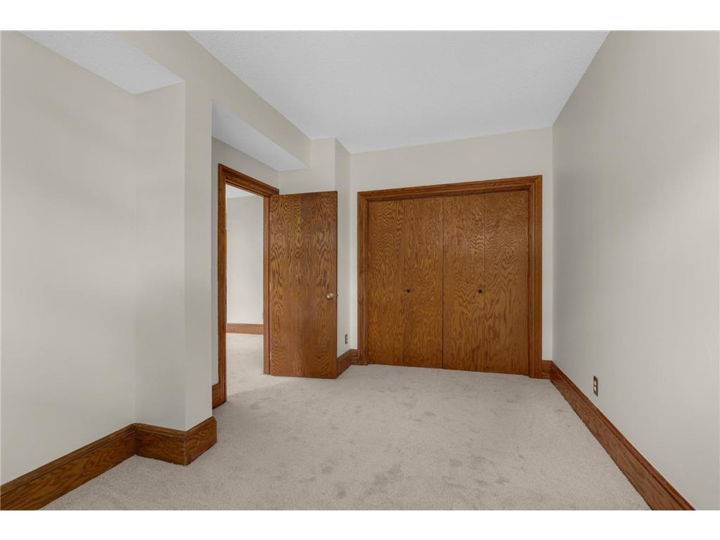 385 Laurel Avenue #10 Saint Paul MN 55102 7030800 image10