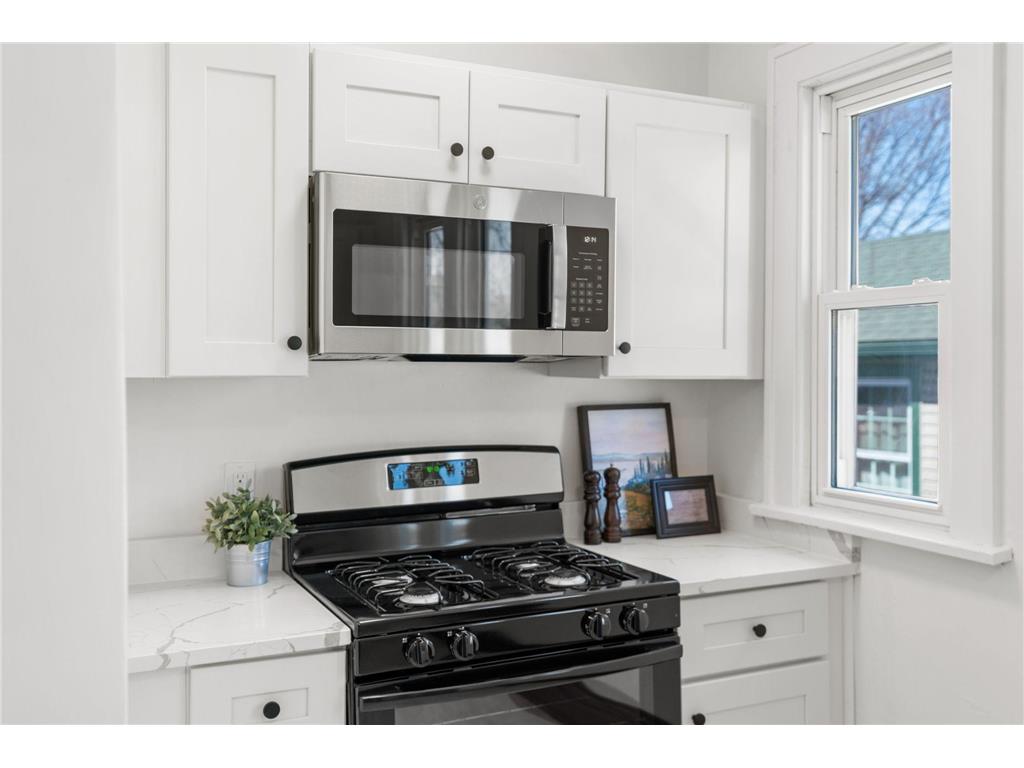 3850 Colfax Avenue N Minneapolis MN 55412 7039513 image17
