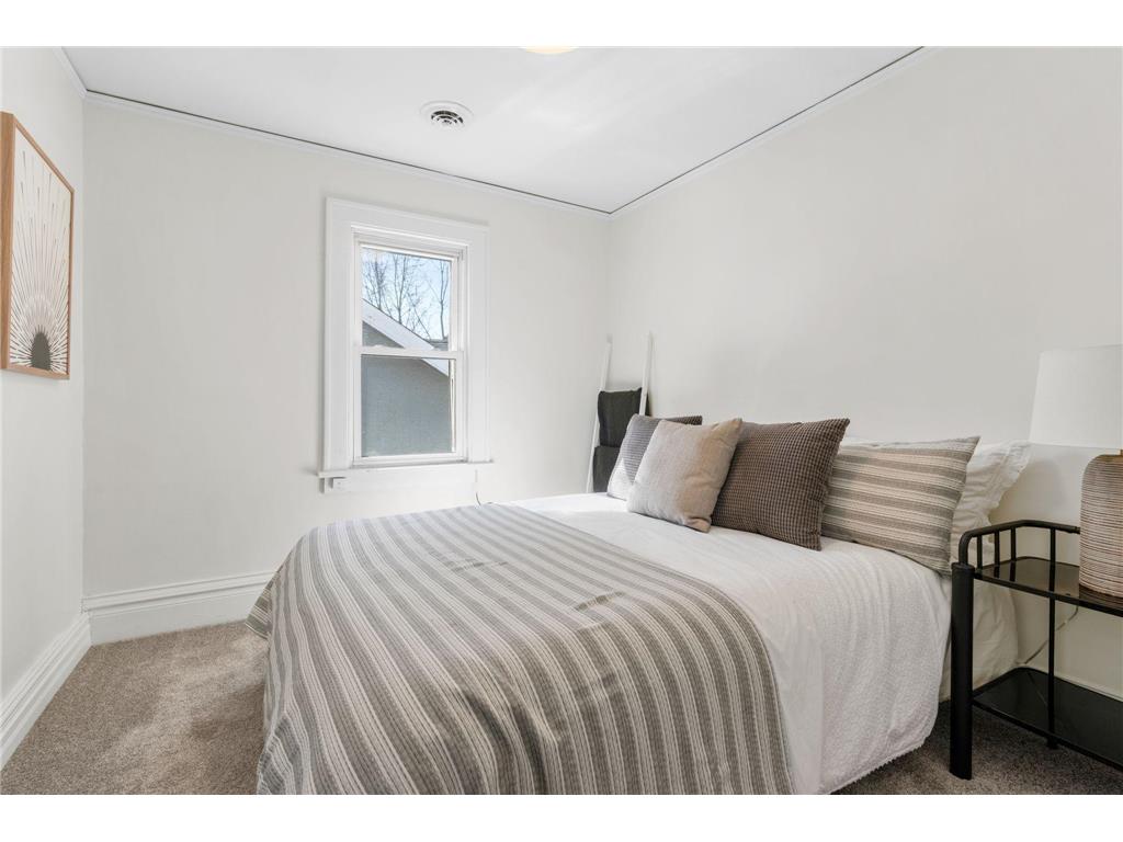 3850 Colfax Avenue N Minneapolis MN 55412 7039513 image20