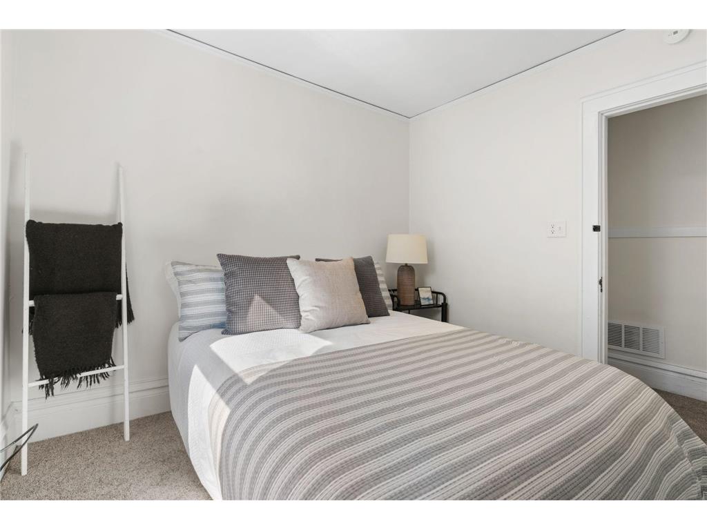 3850 Colfax Avenue N Minneapolis MN 55412 7039513 image21